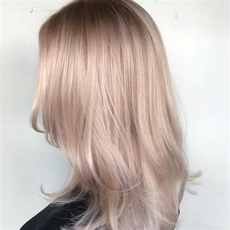 wella aschblonde haarlook.